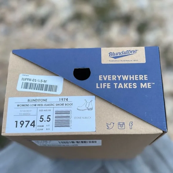 NEW Blundstone® BL1974 Ankle Chelsea Boot - Picture 6 of 12